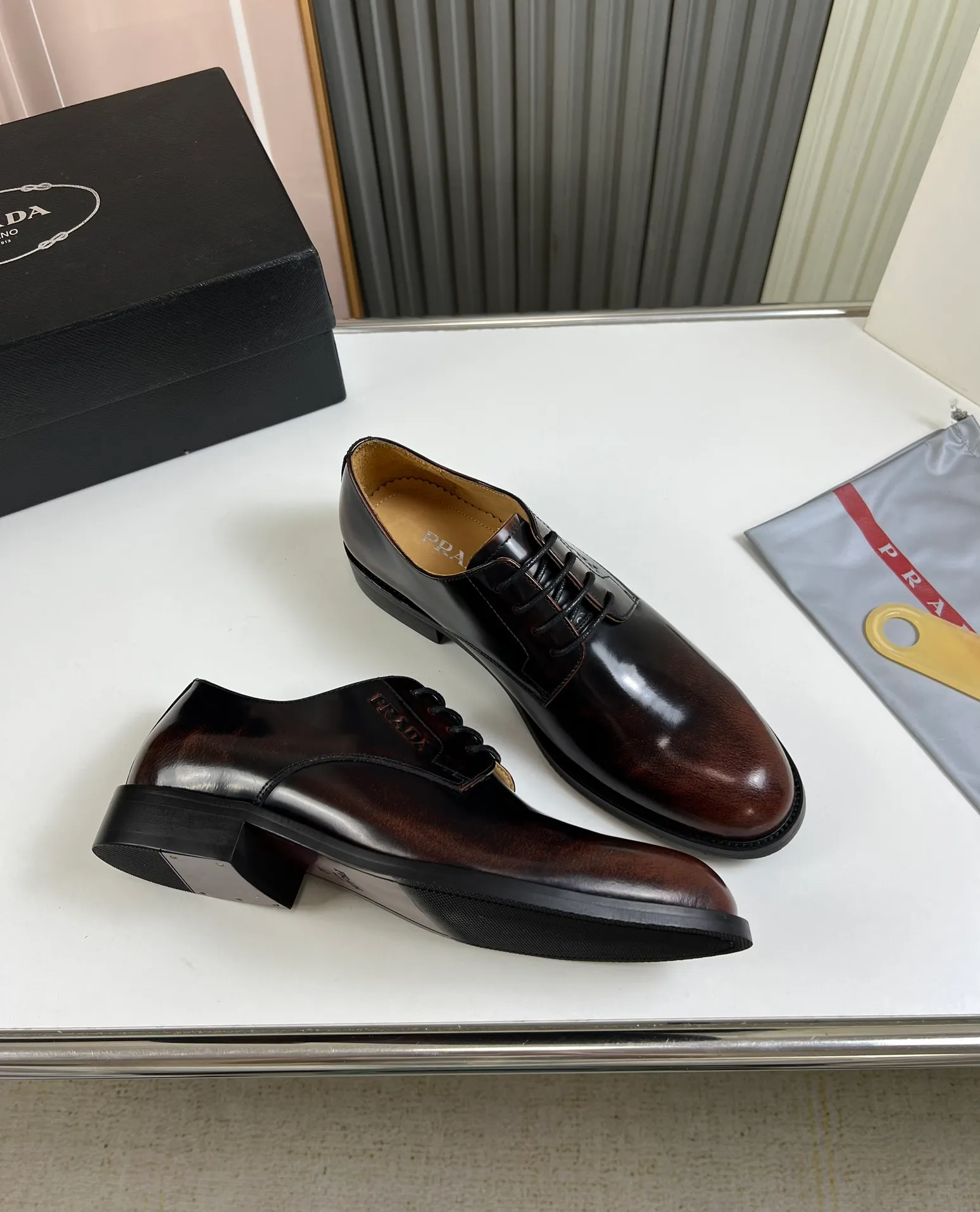 Men's shoes 💰520💰 Prada.PRADA men's business casual leather shoes, 1:1 shipment ⬆️Luxury and noble 👞All imported original brand leather, just to create a more comfortable wearing experience, upper: original open edge beaded cowhide ➕Imported full cow lining, original outsole ✔️36-45 (45 non-returnable)